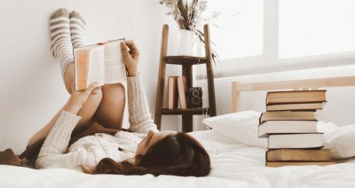 7 Bahaya Membaca Sambil Tiduran (No. 5 Fatal Akibatnya)